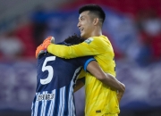 雷火电竞入驻-包含重庆力帆客场击败广州恒大，取得一波三连胜的词条