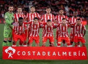 雷火电竞合作-勒沃库森球员集体练习，备战未来比赛