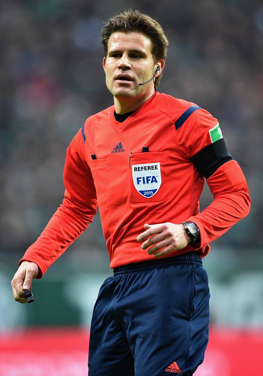 包含西班牙网球队翻盘法国网球队，瓦林卡一己之力扛起全队的词条