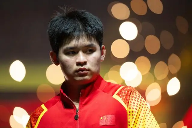 中国队鏖战韩国队,张本智和惊艳四座 中国队鏖战韩国队,张本智和惊艳四座